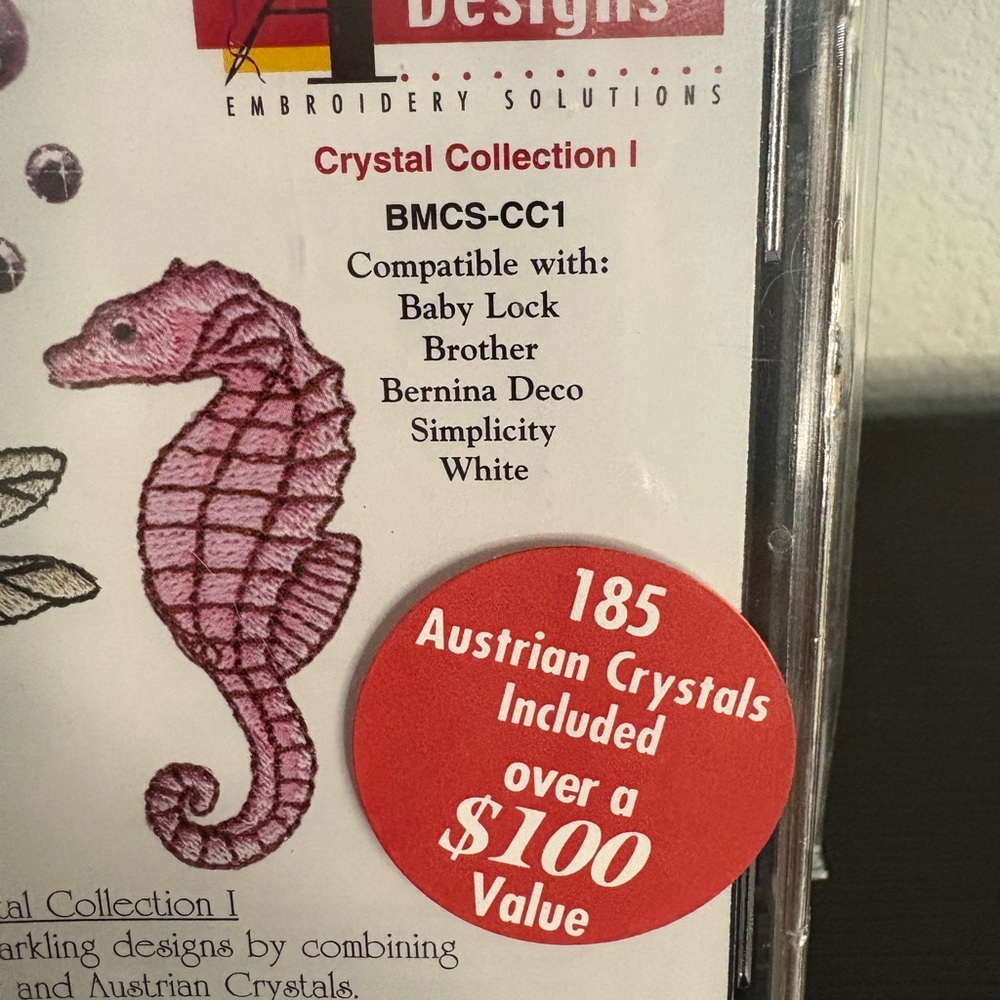 Amazing Designs Sensational Series Crystal Collection with 185 Austrian crystals - Picture 3 of 6